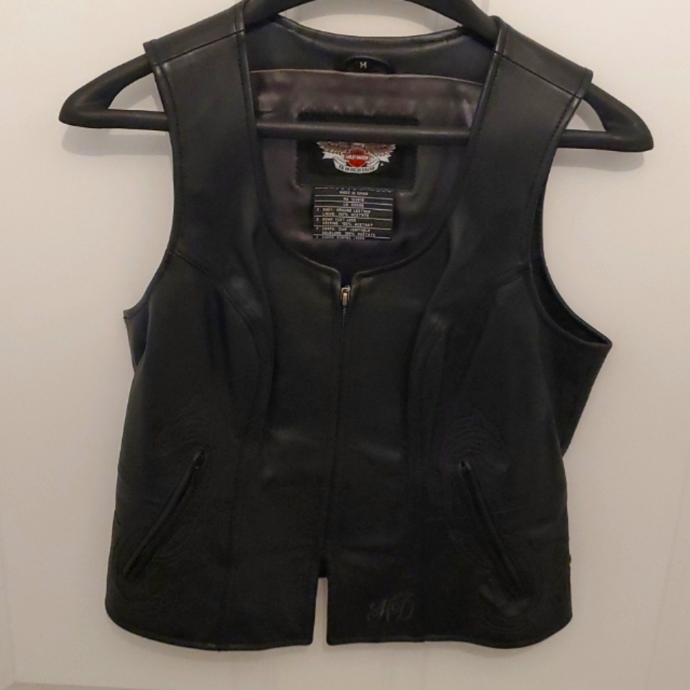 Harley-Davidson Black Leather Riding Vest Silver Satin Inside